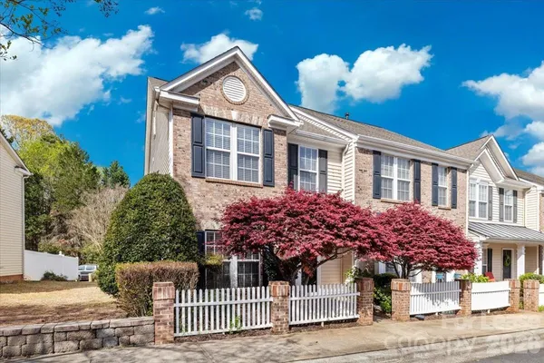 $2,000 | 4102 Christine Lane, Unit E, Waxhaw, NC 28173