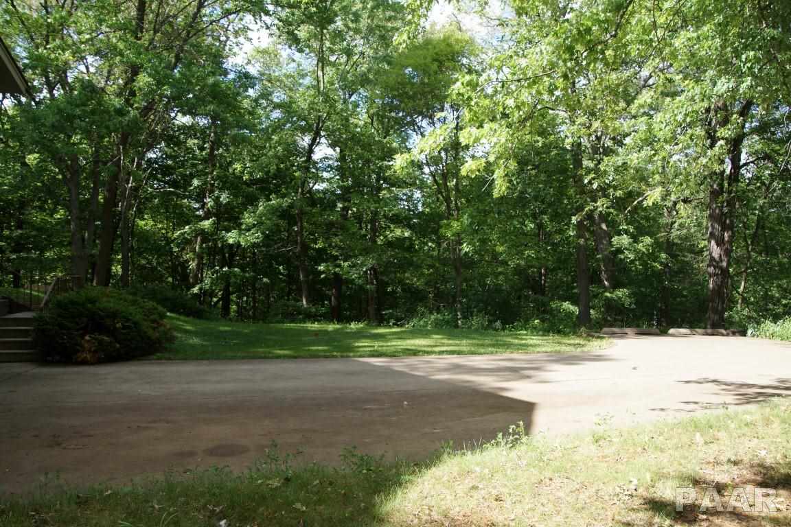 415 West Singing Woods Road Chillicothe, IL 61523 - Photo 24 of 28 Gallery Image 24