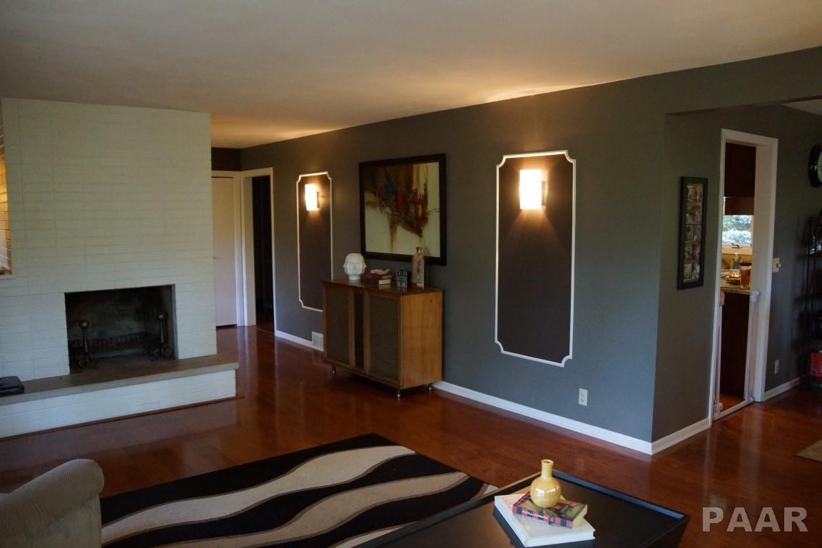 415 West Singing Woods Road Chillicothe, IL 61523 - Photo 7 of 28 Gallery Image 7