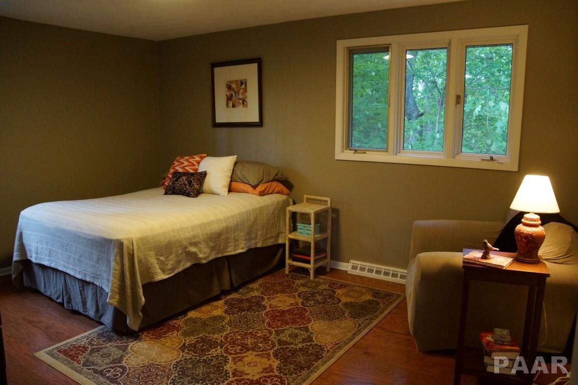 415 West Singing Woods Road Chillicothe, IL 61523 - Photo 10 of 28 Gallery Image 10