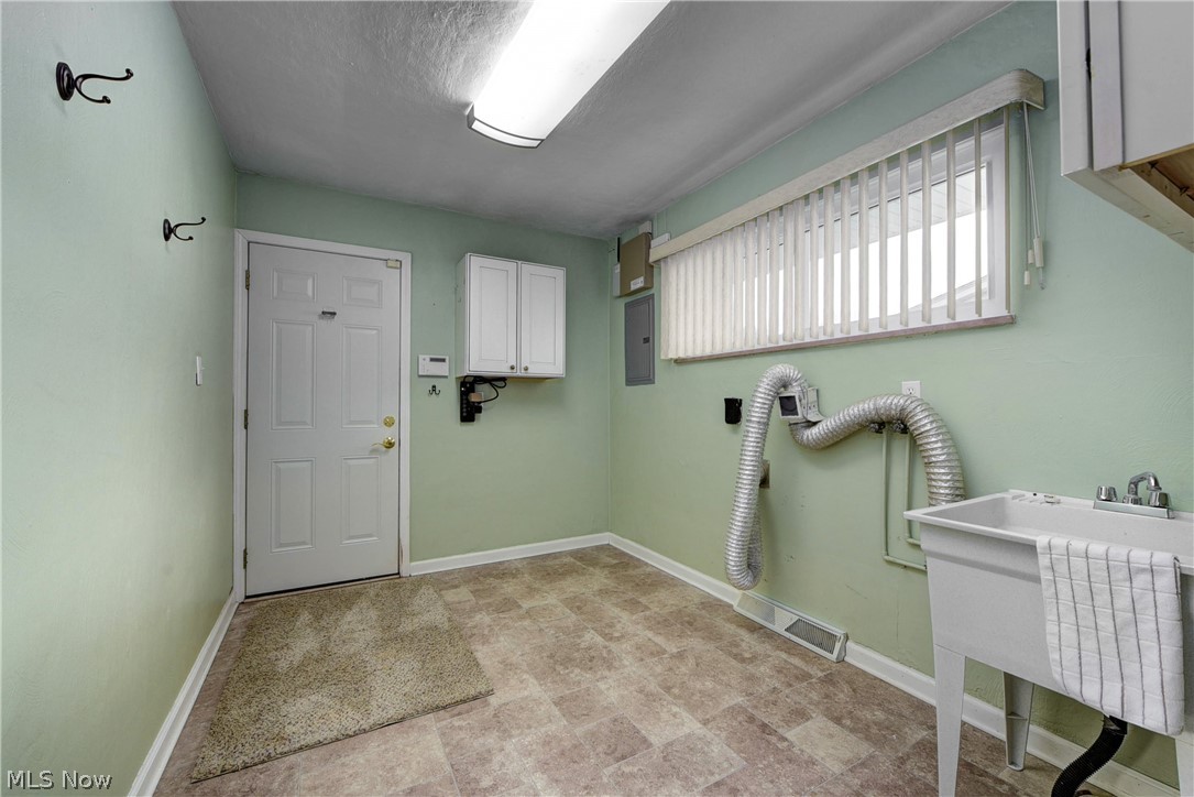7566 Ragall Parkway Cleveland, OH 44130 - Photo 22 of 48 Gallery Image 22
