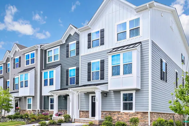 $2,995 | 100 Fost Boulevard, Moyock, NC 27958