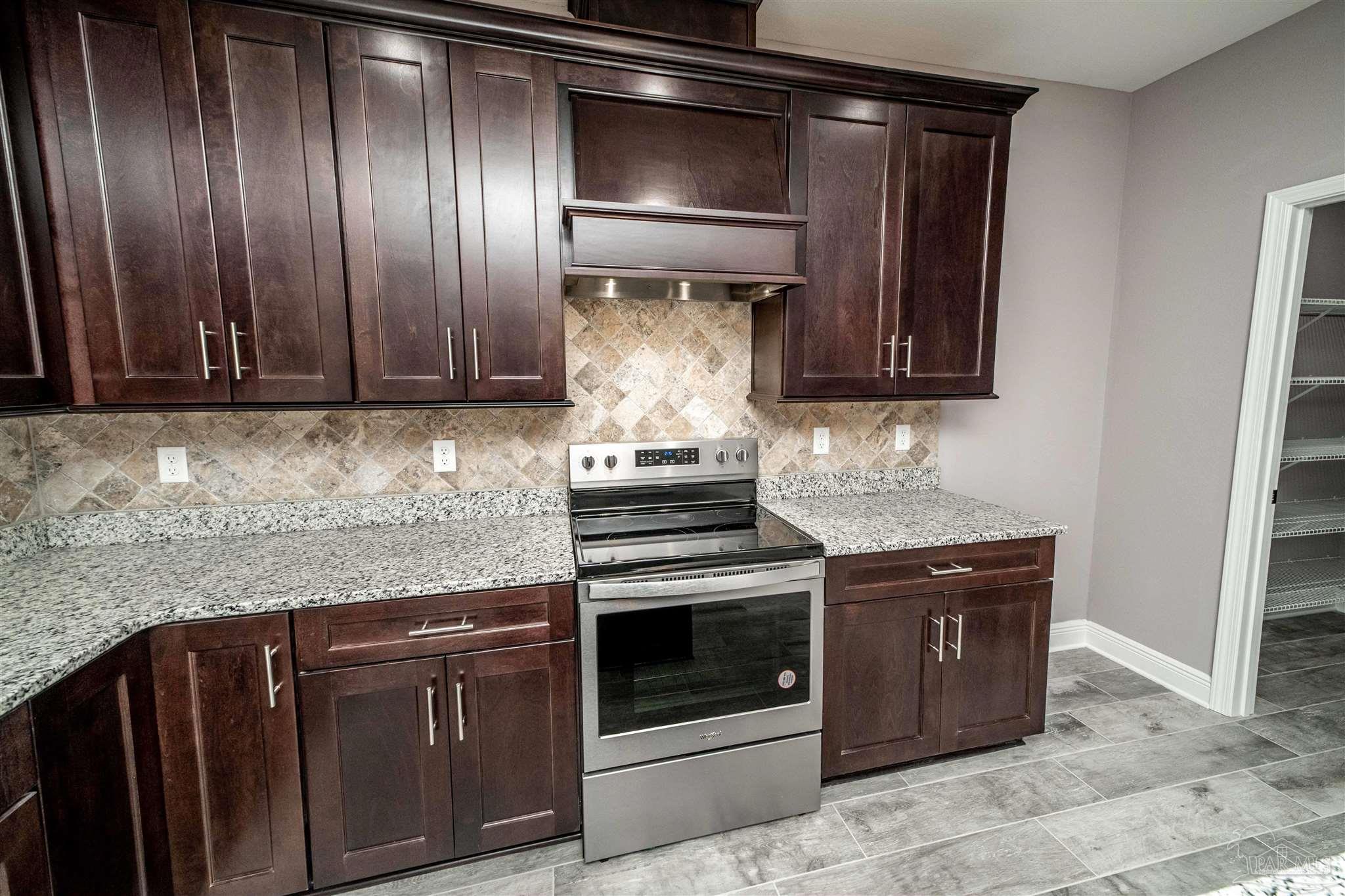 1231 West 9 & Half Mile Road Cantonment, FL 32533 - Photo 17 of 50 Gallery Image 17