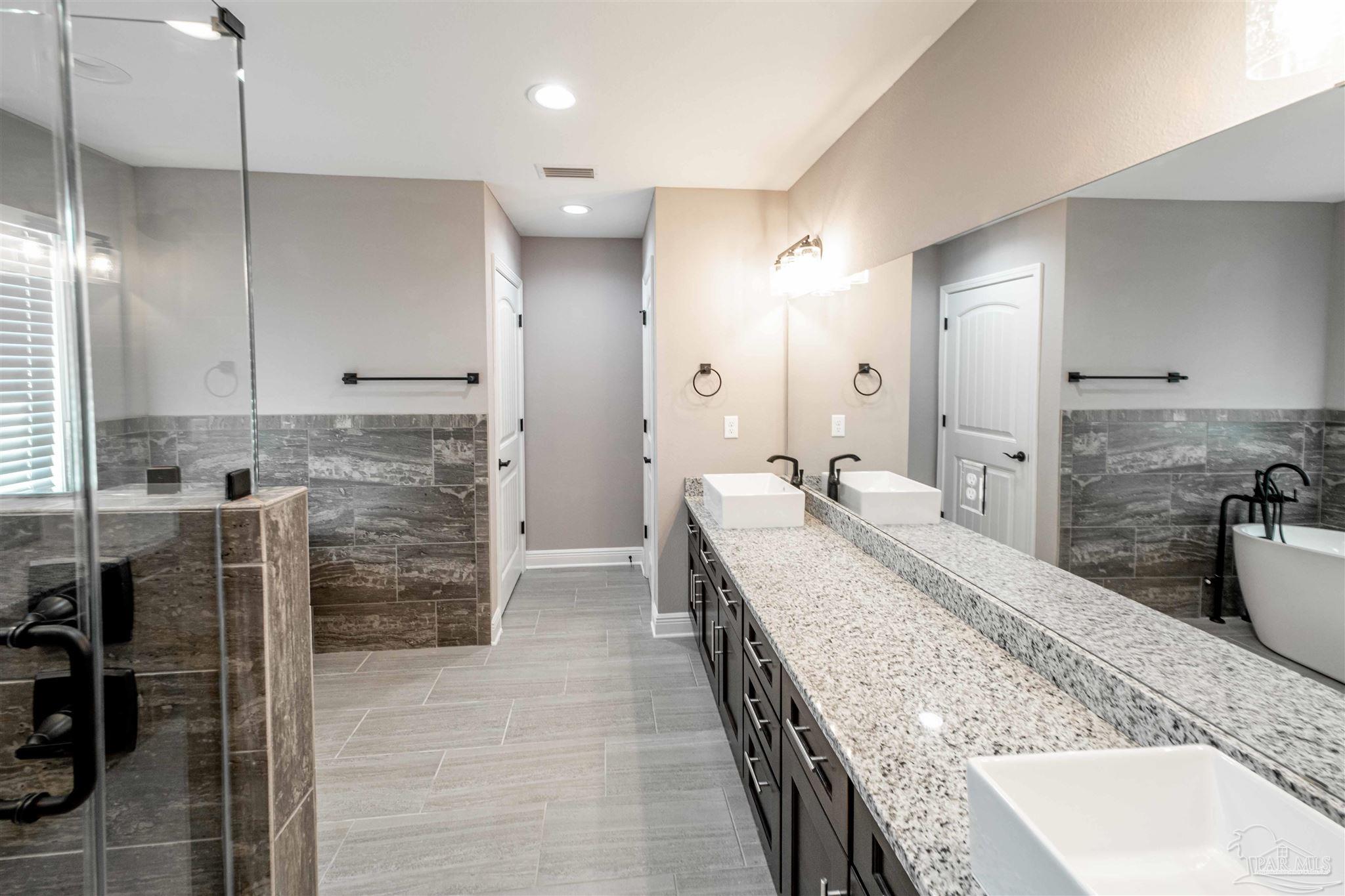 1231 West 9 & Half Mile Road Cantonment, FL 32533 - Photo 36 of 50 Gallery Image 36