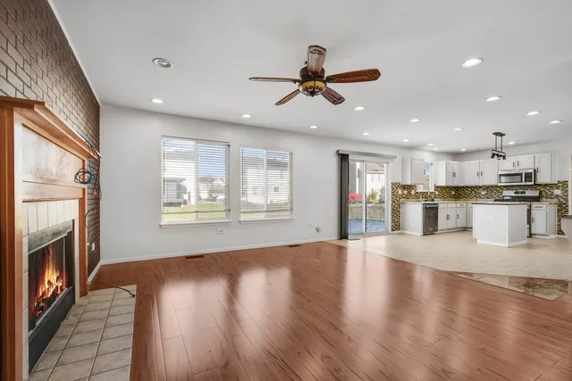 $474,873 | 275 Clifton Lane, Bolingbrook, IL 60440