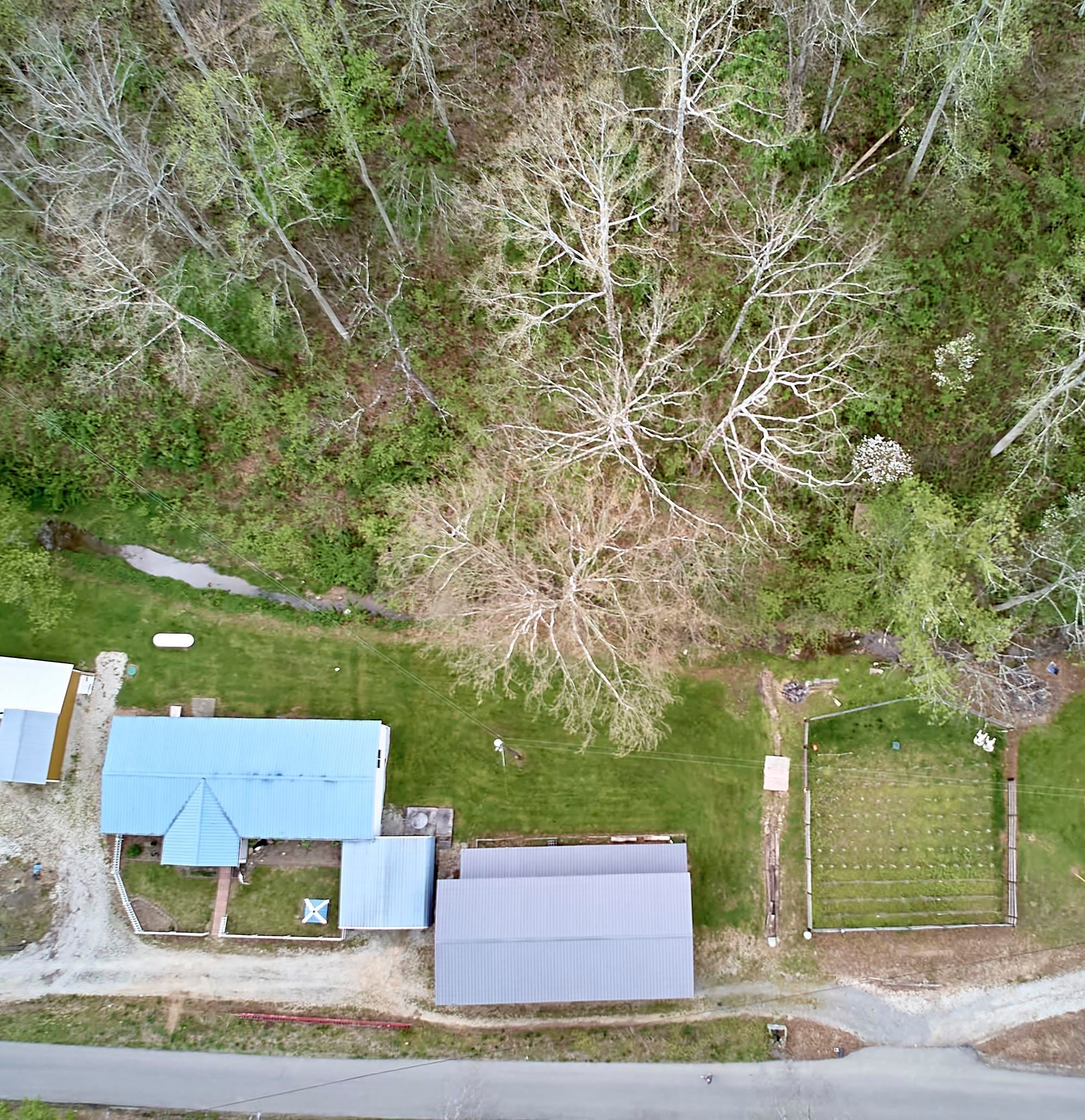 1021 McComas Branch Road Milton, WV 25541 - Photo 2 of 29 Gallery Image 2