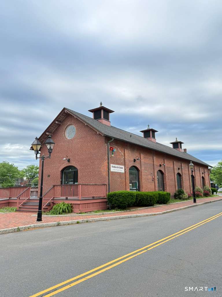 33 Mechanic Street, Unit 203 Windsor, CT 06095 - Photo 2 of 22