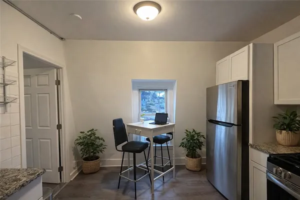 $1,633 | 210 North Main Street, Unit 3, Woonsocket, RI 02895