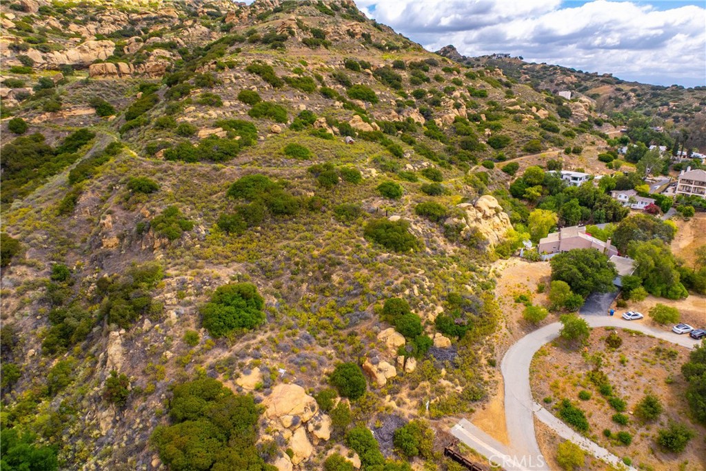 200 Amigo Road Chatsworth, CA 91311 - Photo 22 of 28 a view of a city