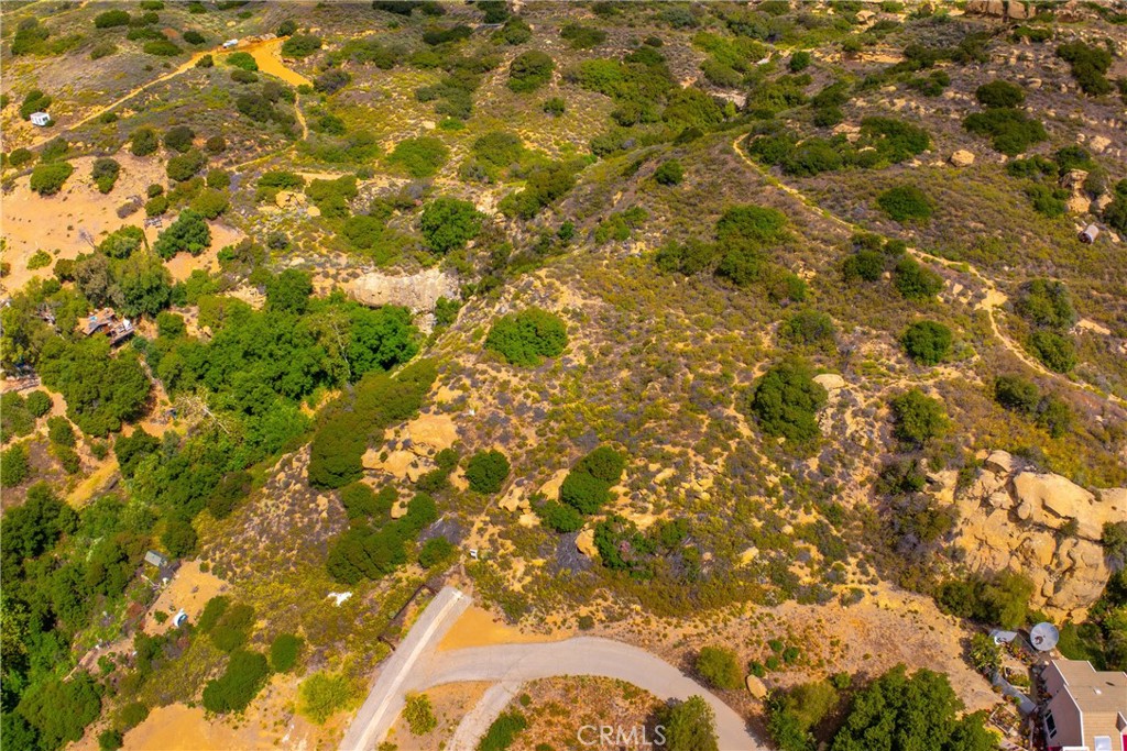 200 Amigo Road Chatsworth, CA 91311 - Photo 7 of 28 a backyard of a house