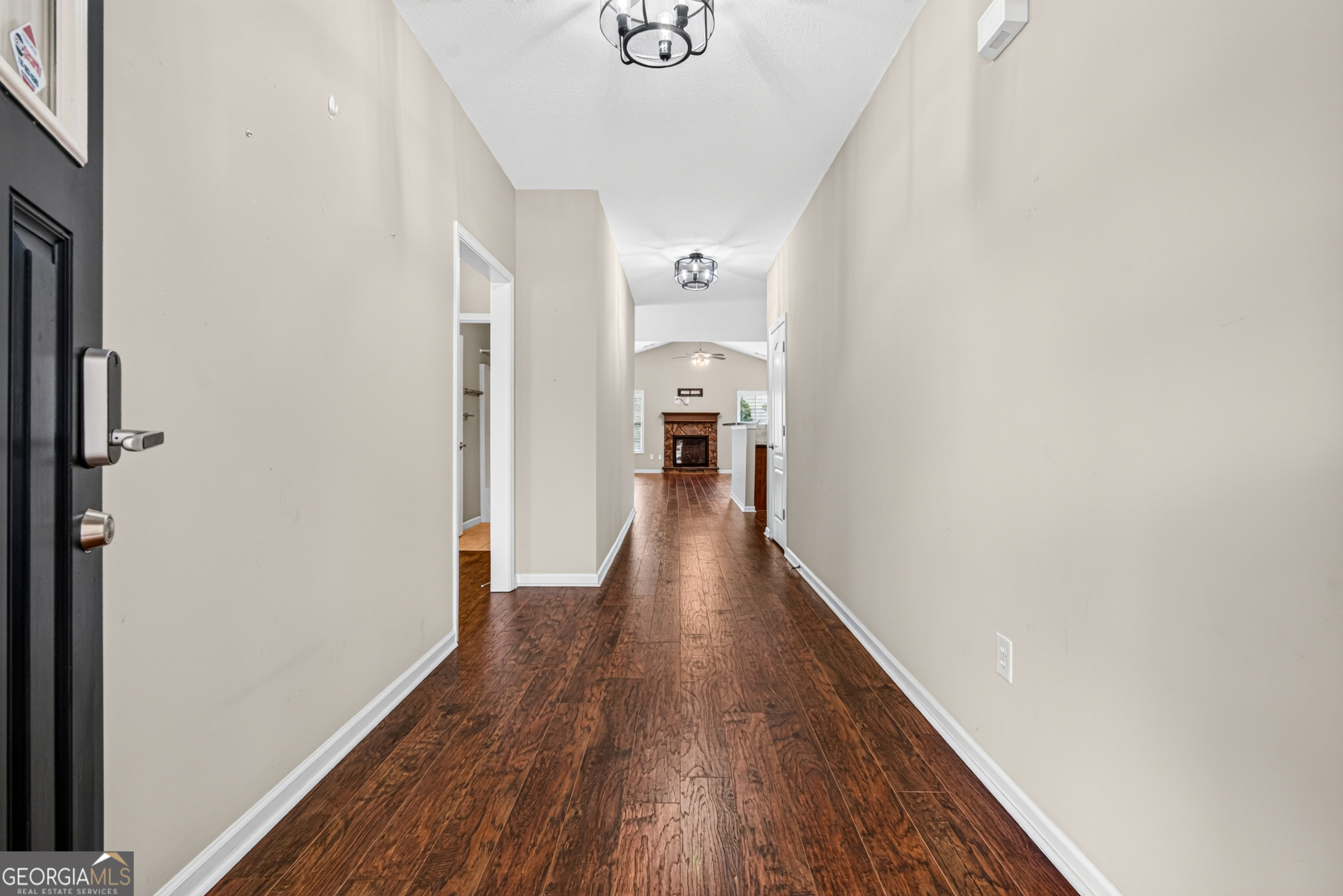 305 Victory Circle Commerce, GA 30529 - Photo 3 of 42
