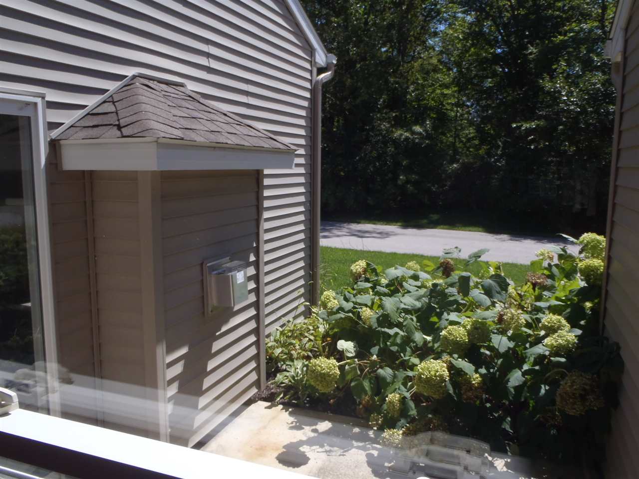 9905 Oak Trail Road Fort Wayne, IN 46825 - Photo 13 of 29 Gallery Image 13
