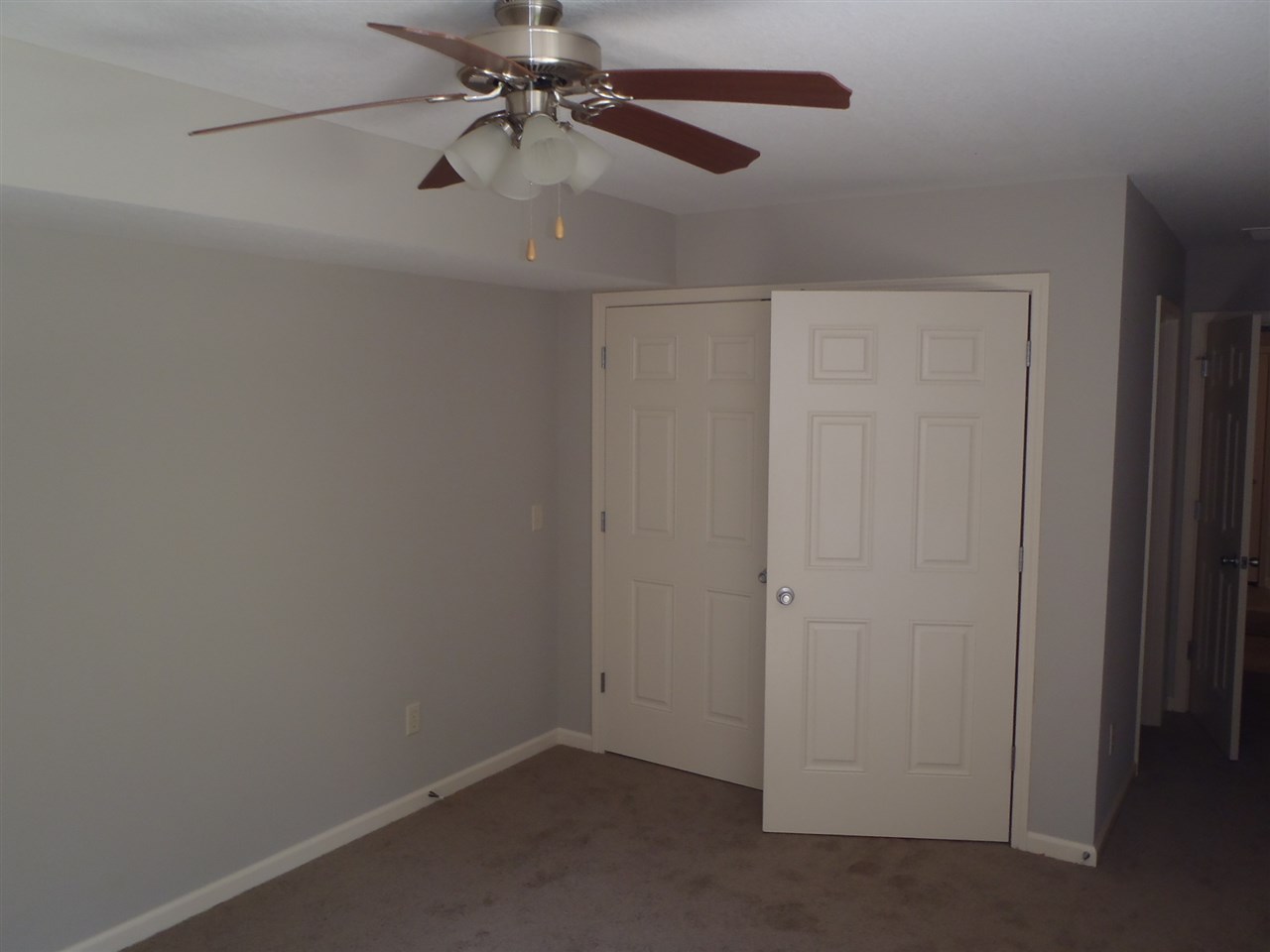 9905 Oak Trail Road Fort Wayne, IN 46825 - Photo 14 of 29 Gallery Image 14