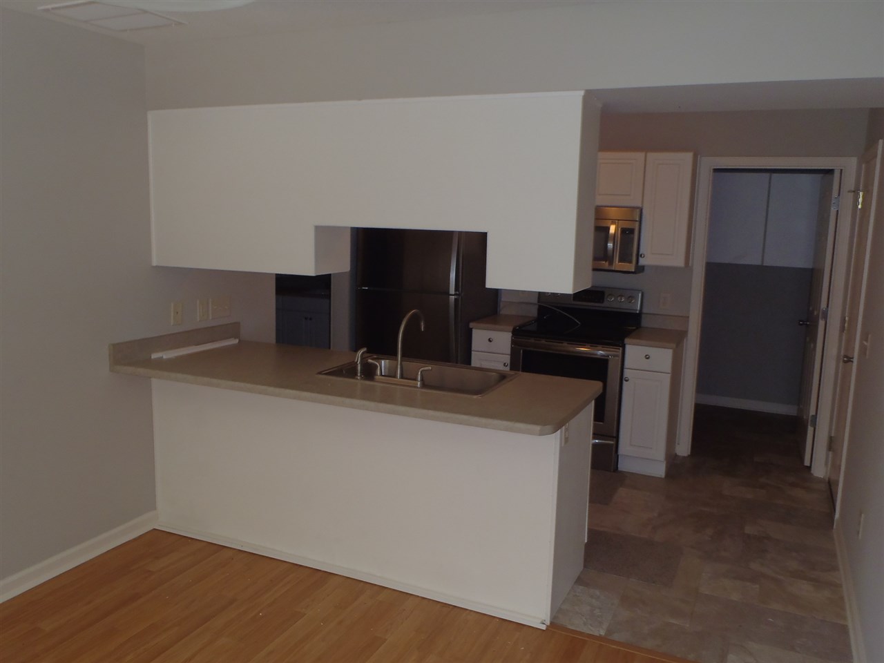 9905 Oak Trail Road Fort Wayne, IN 46825 - Photo 15 of 29 Gallery Image 15