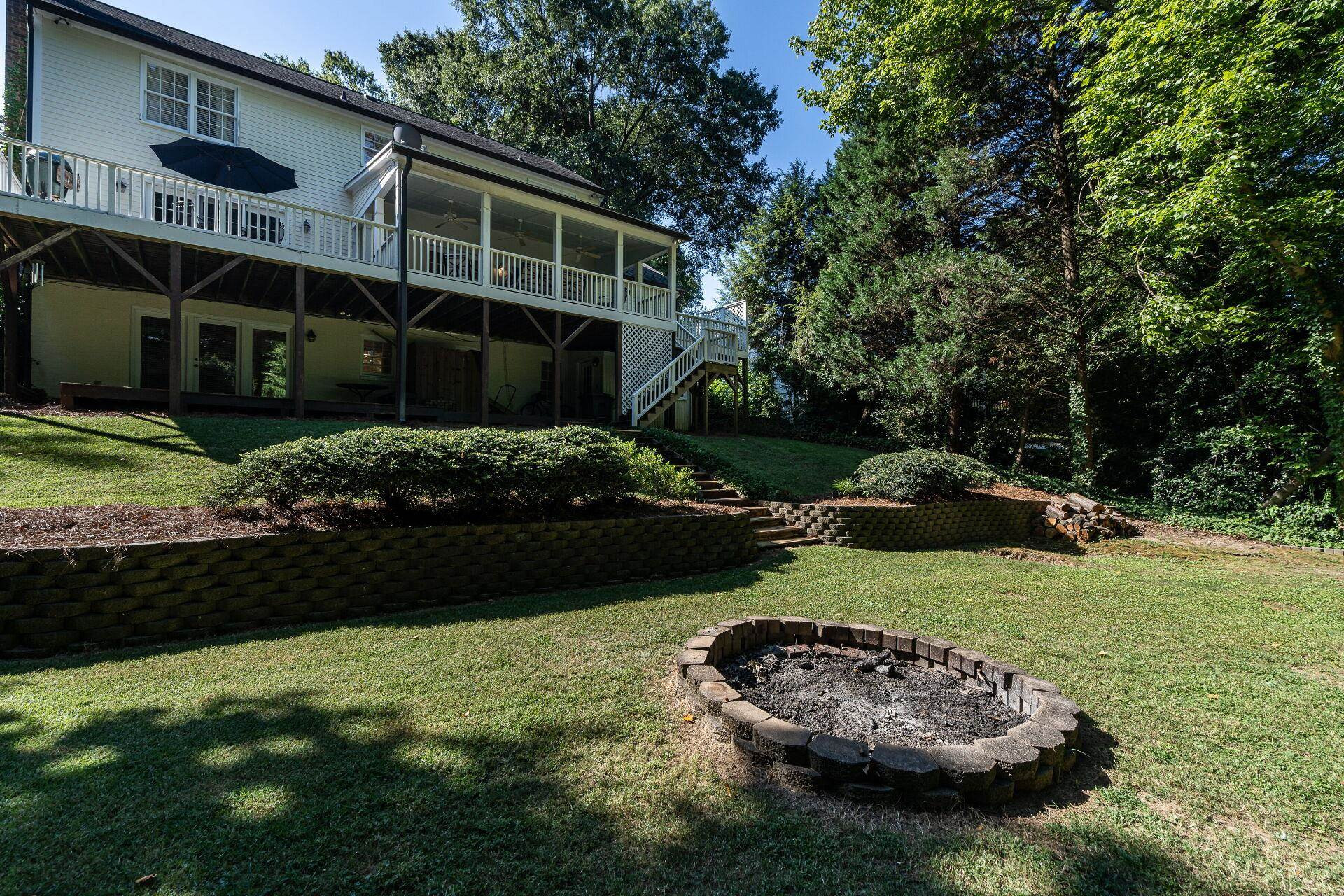 2834 Exeter Circle Raleigh, NC 27608 - Photo 28 of 30 a front view of a house with a garden