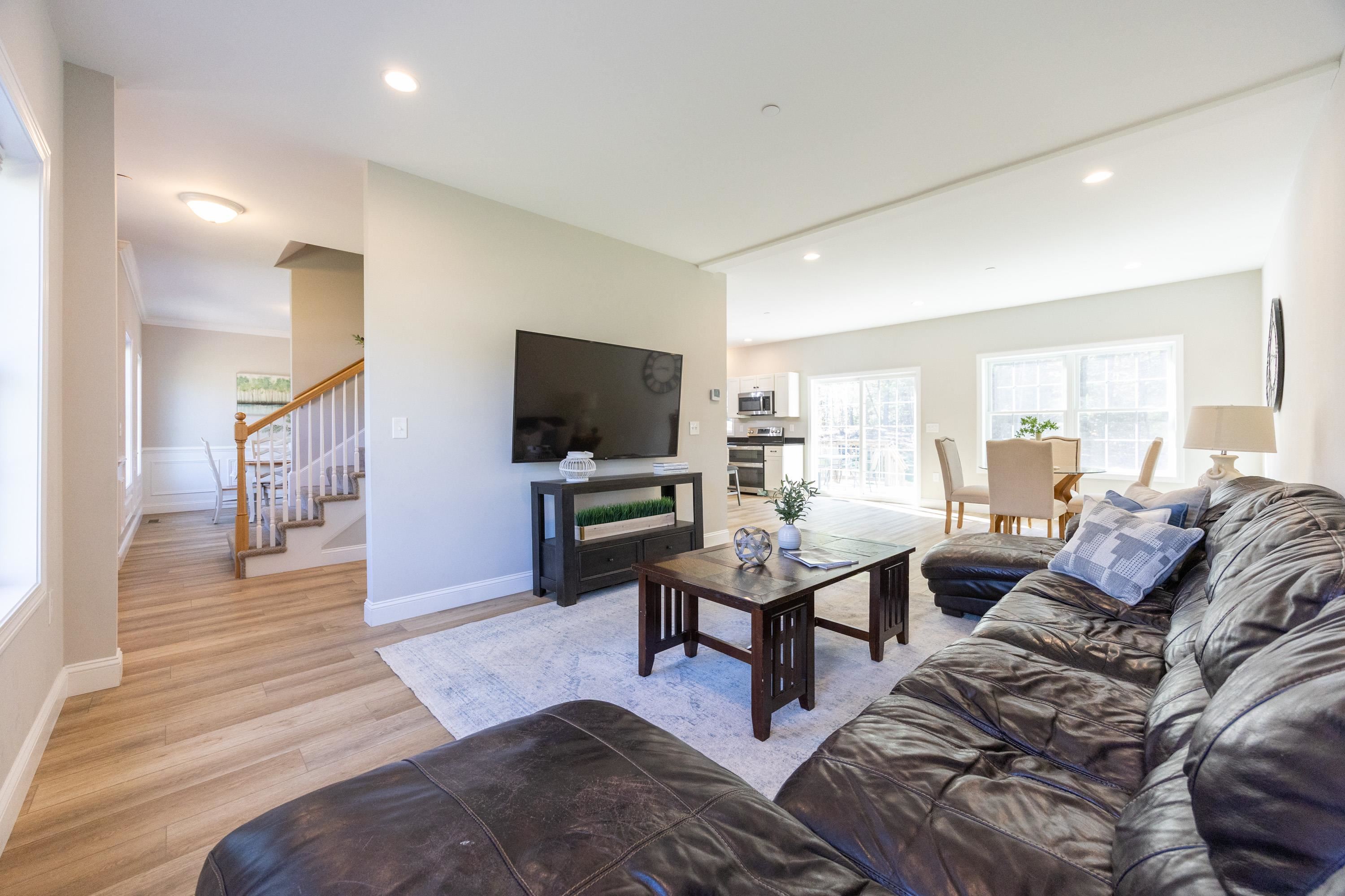 87 Lorden Road New Boston, NH 03070 - Photo 3 of 42
