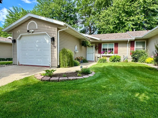 $299,000 | 1019 Pershing Boulevard, Worthington, MN 56187