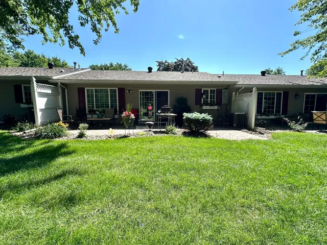 $299,000 | 1019 Pershing Boulevard, Worthington, MN 56187