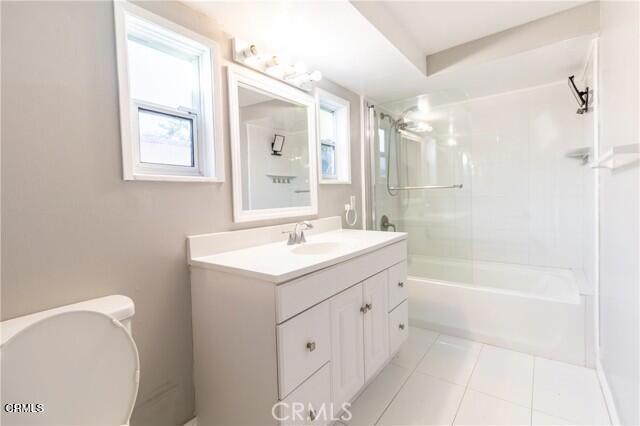 412 South Kenneth Road Burbank, CA 91501 - Photo 12 of 24 a bathroom with a bathtub shower sink vanity and toilet