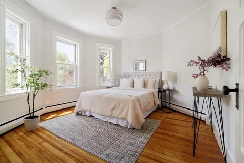 $795,000 | 126 Kinnaird Street, Unit 2, Cambridge, MA 02139