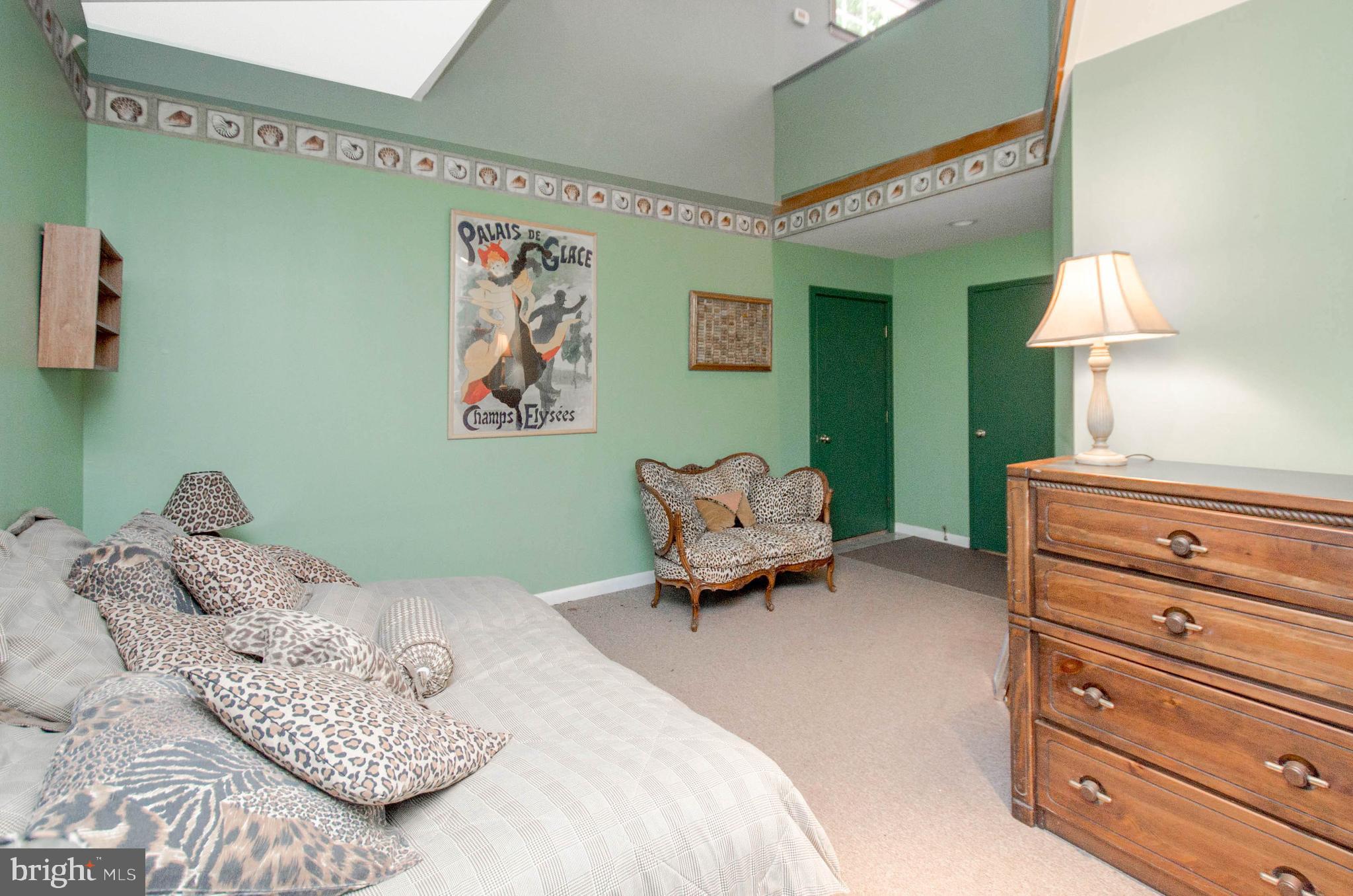 887 Old Bethlehem Road Quakertown, PA 18951 - Photo 23 of 47 Gallery Image 23