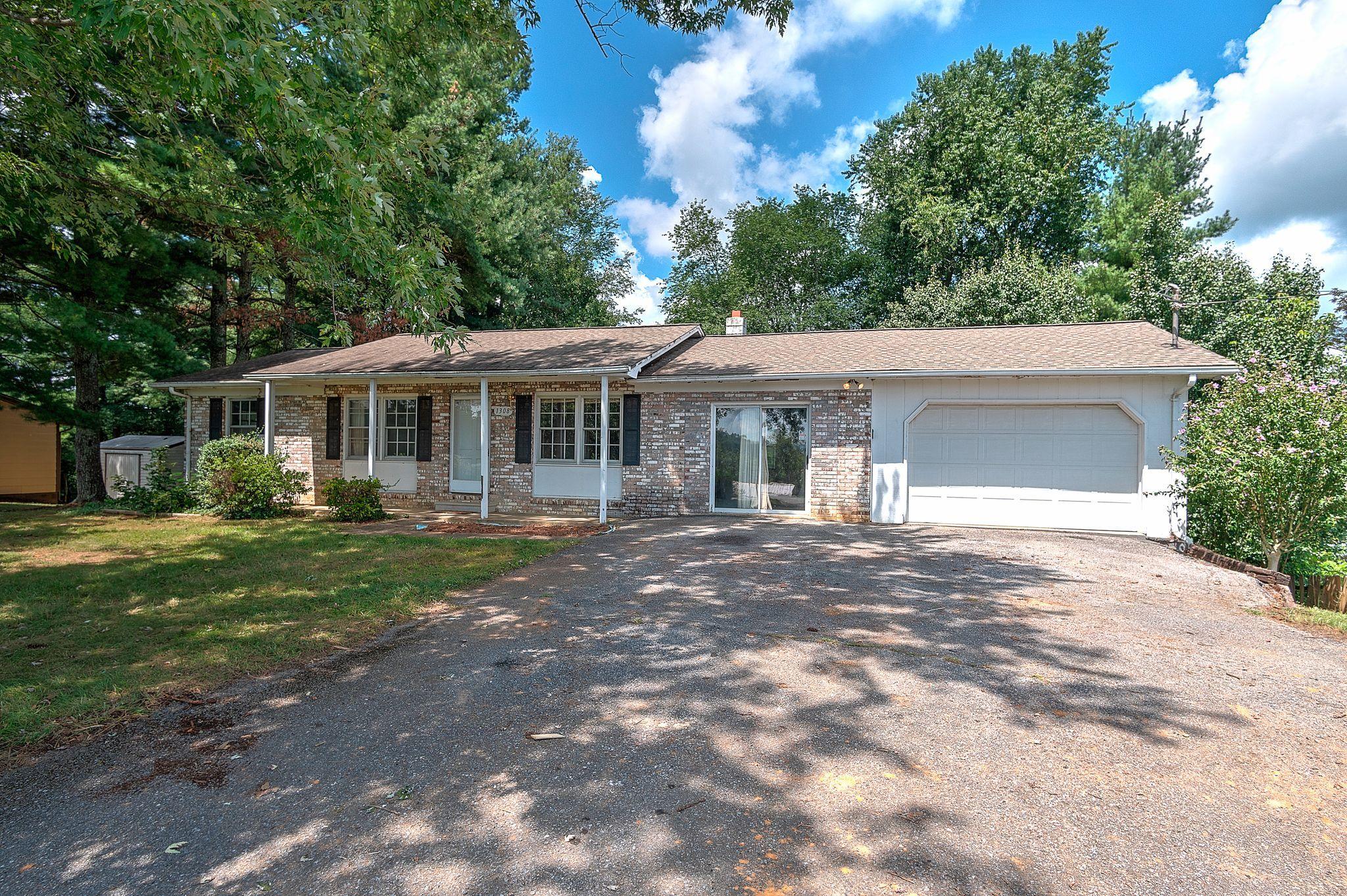 1308 Ben Gamble Road Jonesborough, TN 37659 - Photo 3 of 20 4PdRKkzw