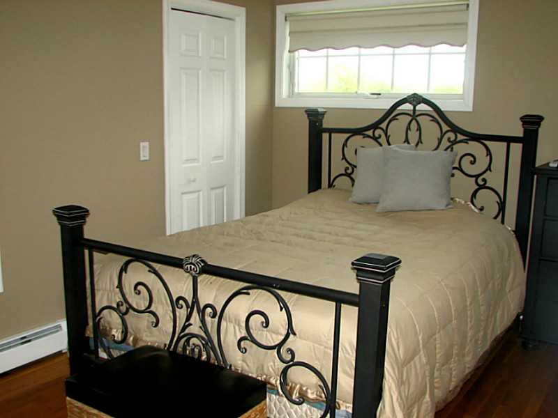 3 Tellier Road Narragansett, RI 02882 - Photo 19 of 25 Master Bedroom.