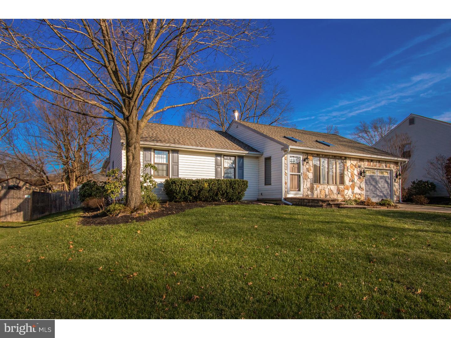 106 Red Stone Ridge Delran, NJ 08075 - Photo 1 of 24