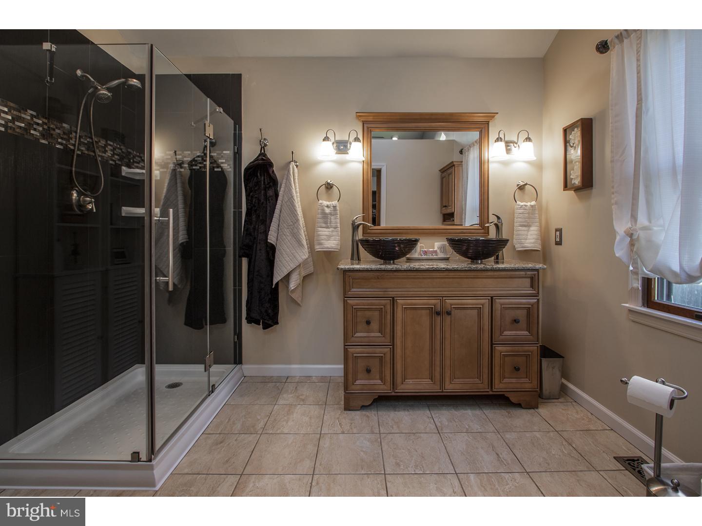 106 Red Stone Ridge Delran, NJ 08075 - Photo 14 of 24