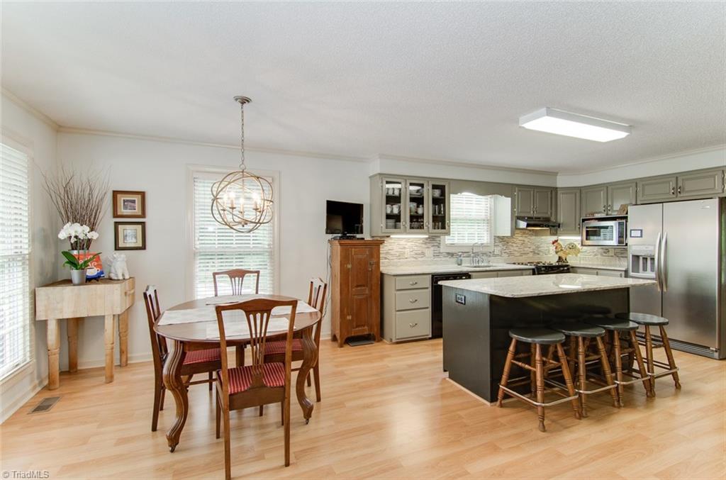 231 Pine Tree Lane High Point, NC 27265 - Photo 8 of 29 Gallery Image 8