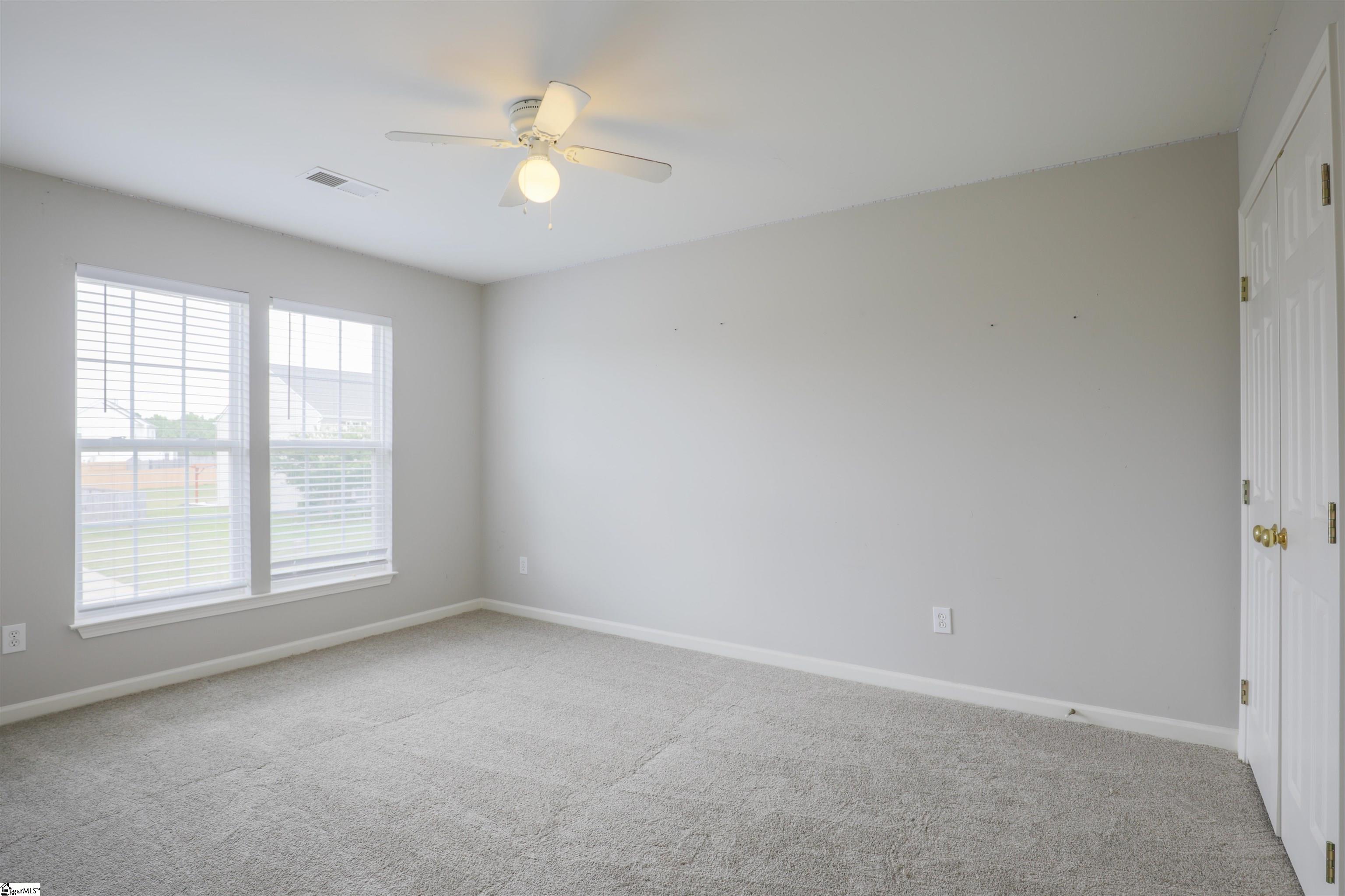 147 Castleton Circle Boiling Springs, SC 29316 - Photo 15 of 20