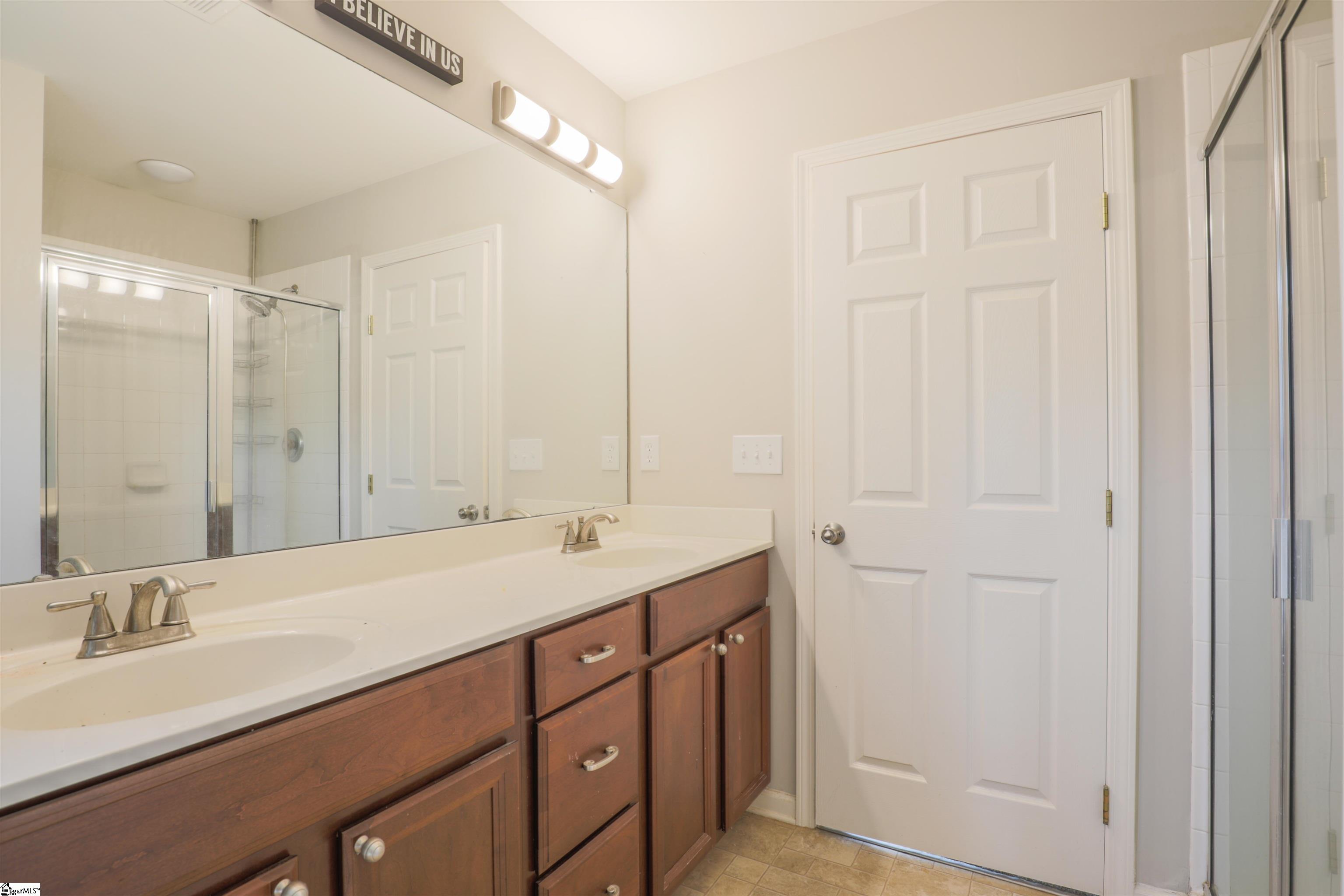 147 Castleton Circle Boiling Springs, SC 29316 - Photo 6 of 20