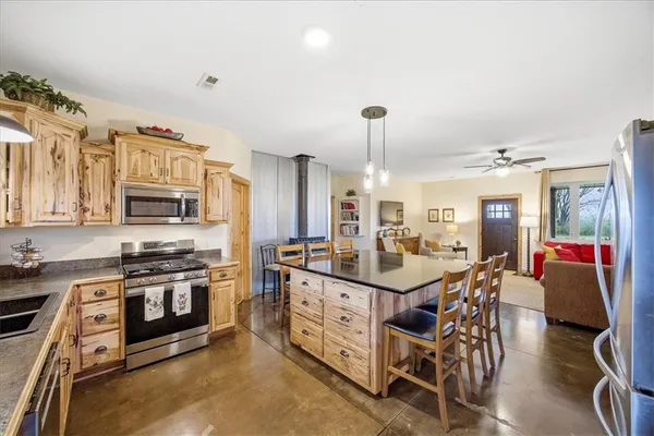 $550,000 | 27722 South Groh Road, Cleveland, MO 64734