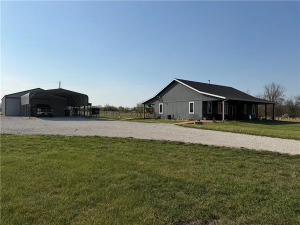 $550,000 | 27722 South Groh Road, Cleveland, MO 64734