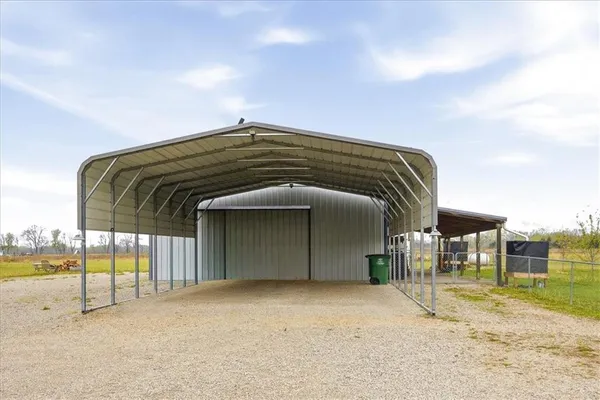$550,000 | 27722 South Groh Road, Cleveland, MO 64734