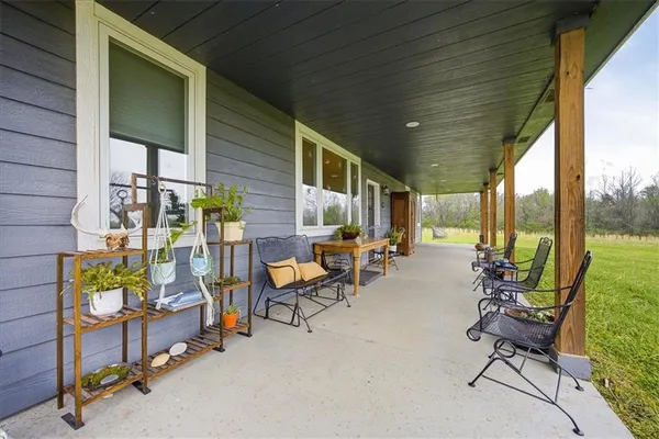 $550,000 | 27722 South Groh Road, Cleveland, MO 64734