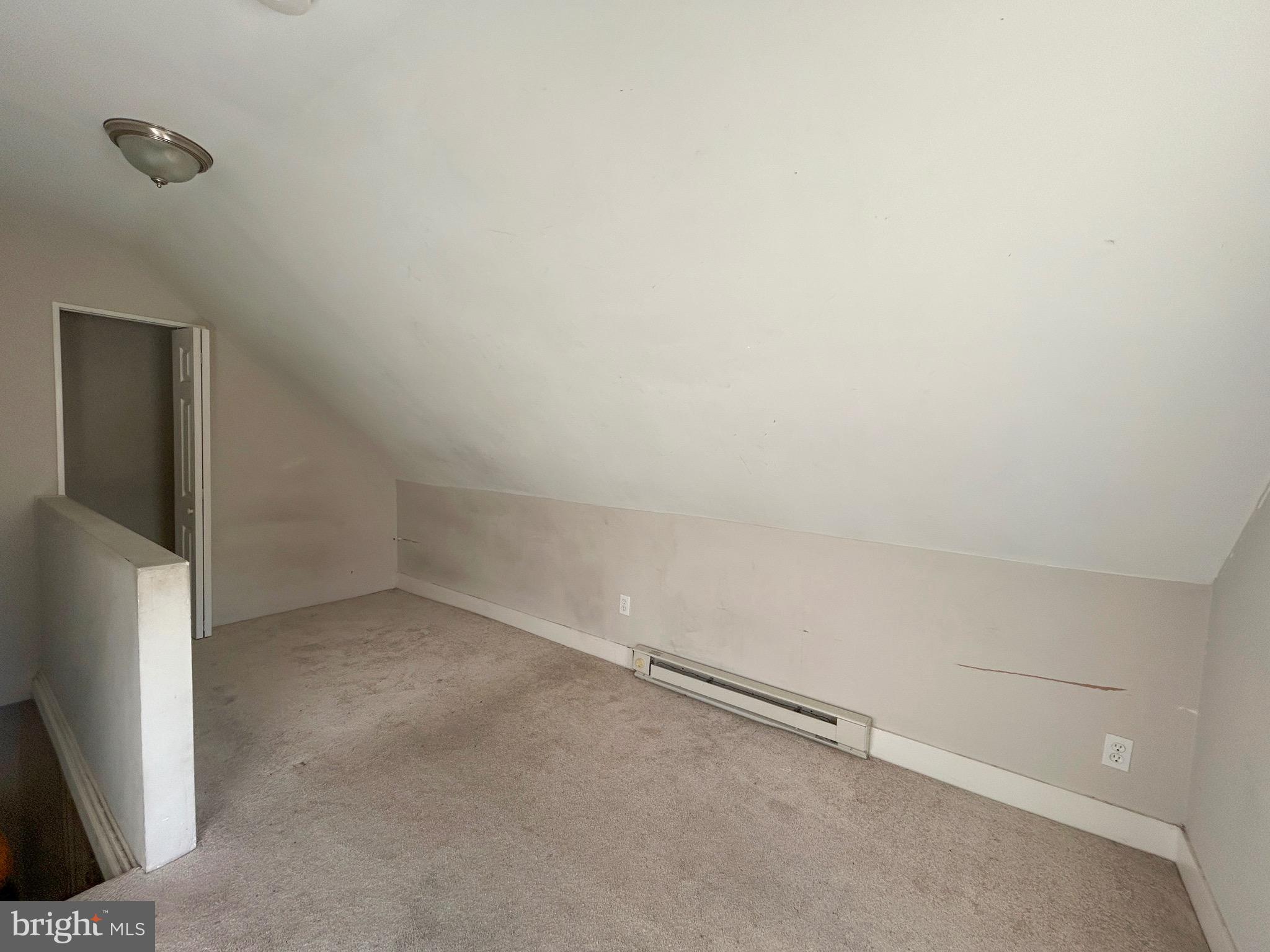 509 Orchard Avenue Delanco, NJ 08075 - Photo 25 of 33 a view of an empty room