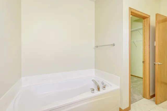 $395,000 | 5082 157th Street North, Hugo, MN 55038