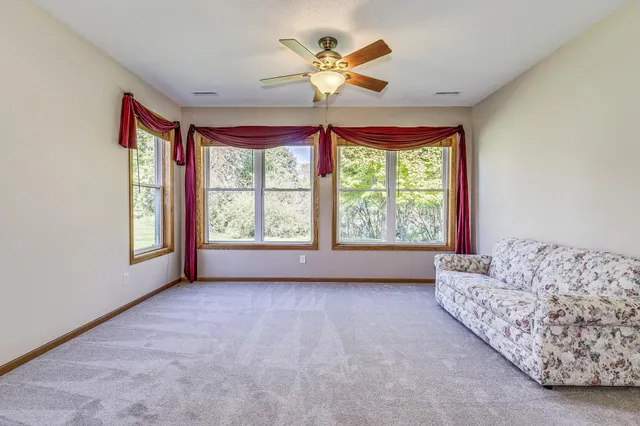 $395,000 | 5082 157th Street North, Hugo, MN 55038