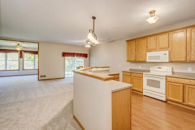 $395,000 | 5082 157th Street North, Hugo, MN 55038