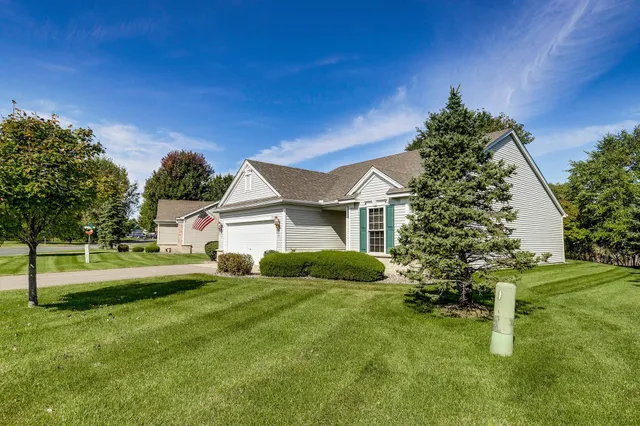 $395,000 | 5082 157th Street North, Hugo, MN 55038