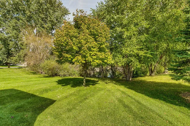 $395,000 | 5082 157th Street North, Hugo, MN 55038