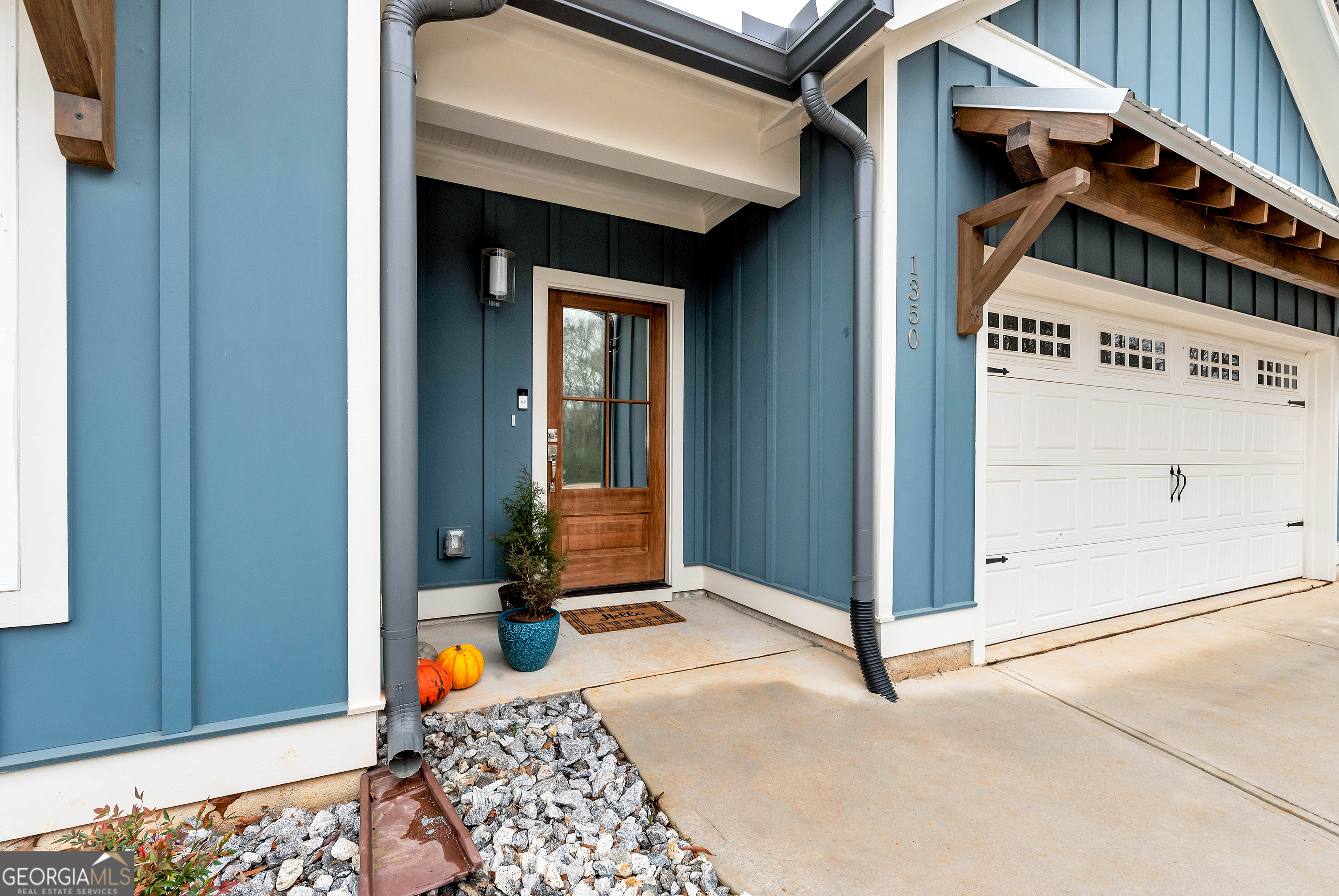 1350-c O Draper Road Comer, GA 30629 - Photo 5 of 40 a view of an outdoor space