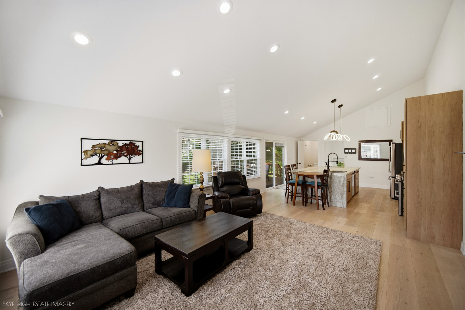 19W640 Bluff Road Lemont, IL 60439 - Photo 6 of 23 Gallery Image 6