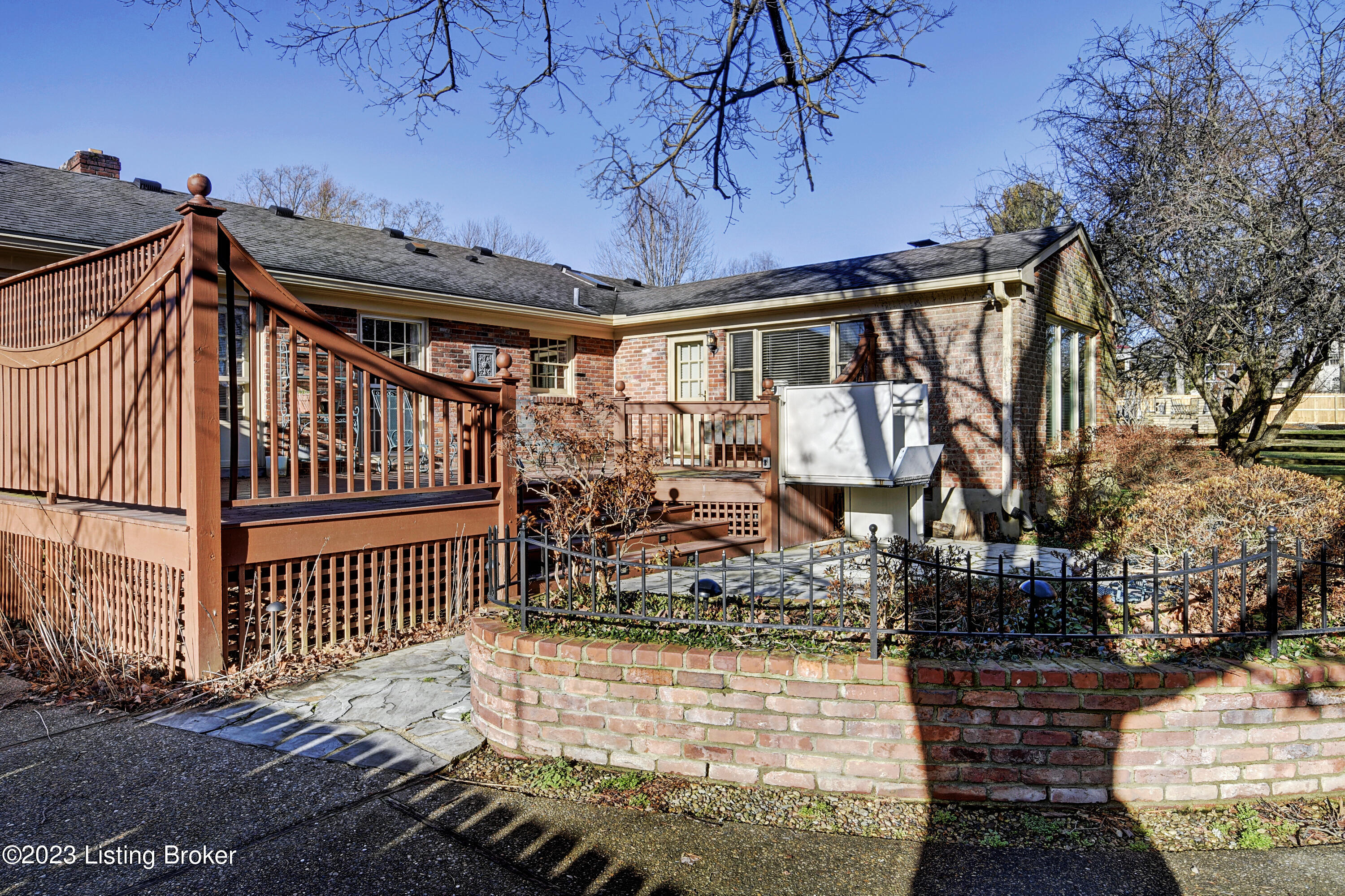809 Alden Road Louisville, KY 40207 - Photo 38 of 44 _DSC9661_2_3_4_5