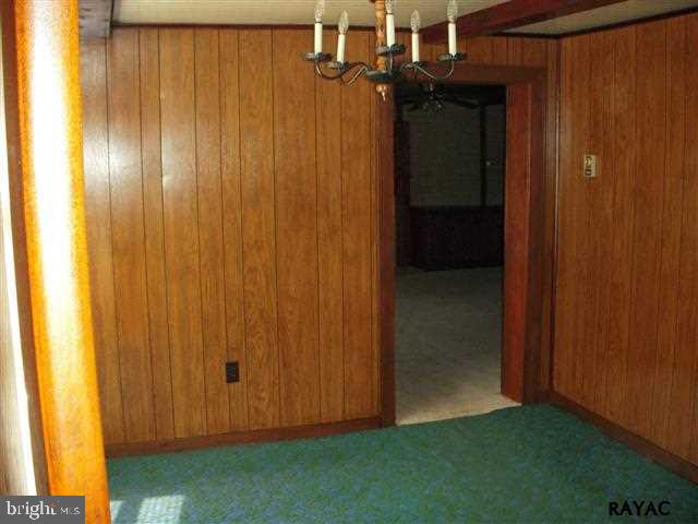 936 Greenbriar Road York, PA 17404 - Photo 11 of 19 Gallery Image 11