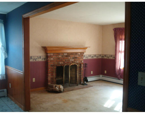 71 Prescott Street Rutland, MA 01543 - Photo 3 of 6