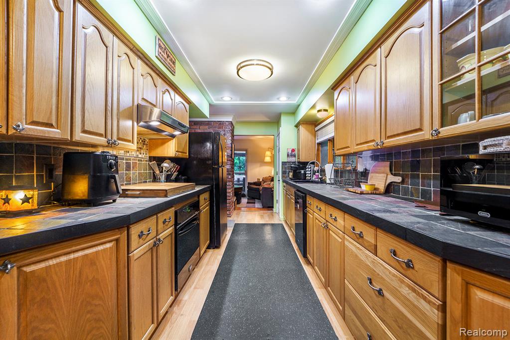 3030 Stanton Road Oxford, MI 48371 - Photo 11 of 28 Gallery Image 11
