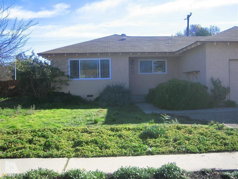 302 South Carrillo Road Ojai, CA 93023 - Photo 1 of 11 Primary Photo