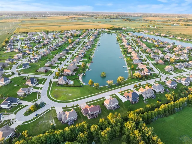 a picture of city view